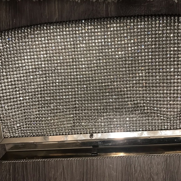 Woman’s Jeweled hand clutch - Picture 1 of 3